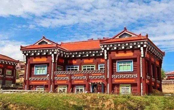 网络中国节·春节丨2024开启 甘孜“寻龙”之旅(图3) 网络中国节·春节丨2024开启 甘孜“寻龙”之旅(图3)