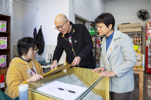 龙岩新罗：服务有温度 助残暖人心(图1)