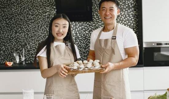 装修完婚房后女人得知房本上写的是小姑子名字怒斥：太会算计(图1)