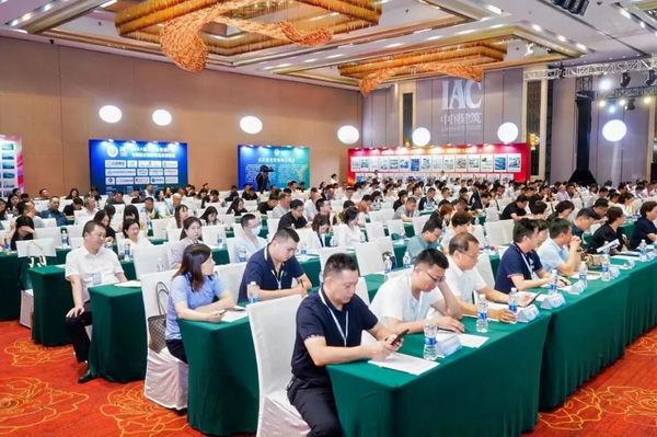 智能建造促发展 数字驱动引未来——2024第三届全装修产业与装配式装修智造发展论坛在武汉成功举行(图2)