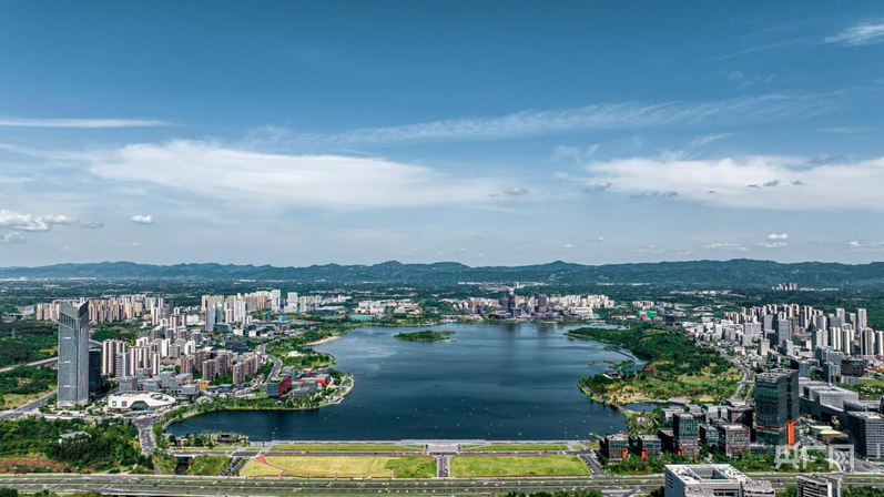 【人民城市·温情中国】打造“公园城市”样板 守护蓉城幸福(图3)