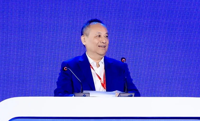 重庆市装协参加2024建筑装饰产业发展论坛暨第十四届中国空间设计大赛典礼(图3)