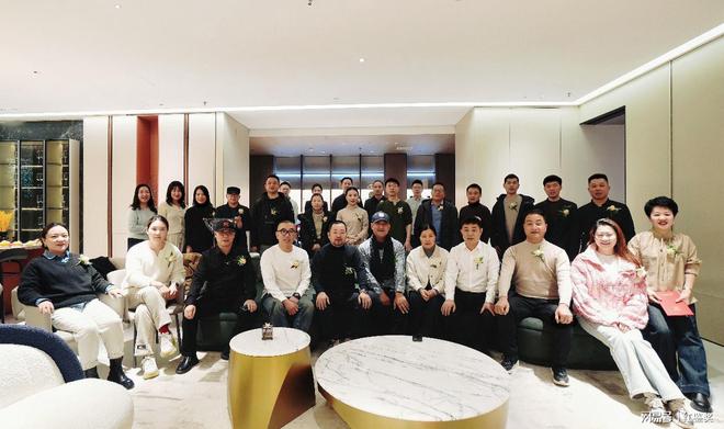 中国室内装饰协会职业教育工作委员会河南工作站授聘仪式盛大举行(图4) 中国室内装饰协会职业教育工作委员会河南工作站授聘仪式盛大举行(图4)