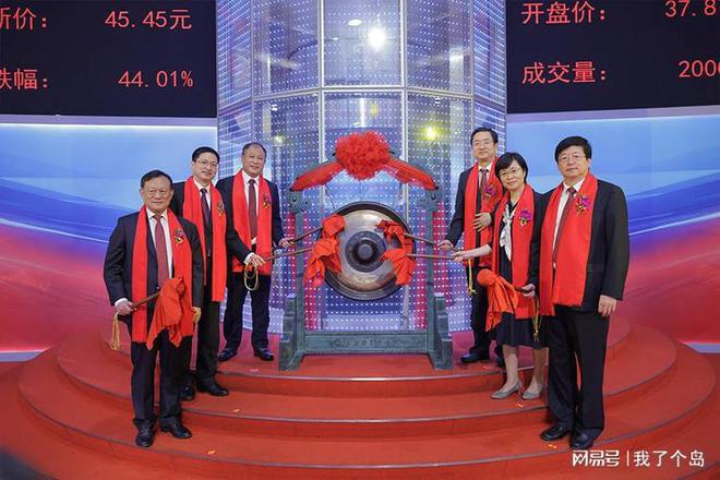 德才股份：从百亿市值到巨亏2亿装饰巨头的坠落与挣扎(图2)